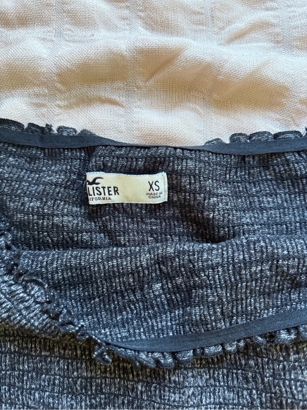 Hollister Charcoal Ribbed Crop Top 2010s 2016 style